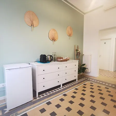 Azzurra Ridi Che Ti Passa Maison d'hôtes Alassio